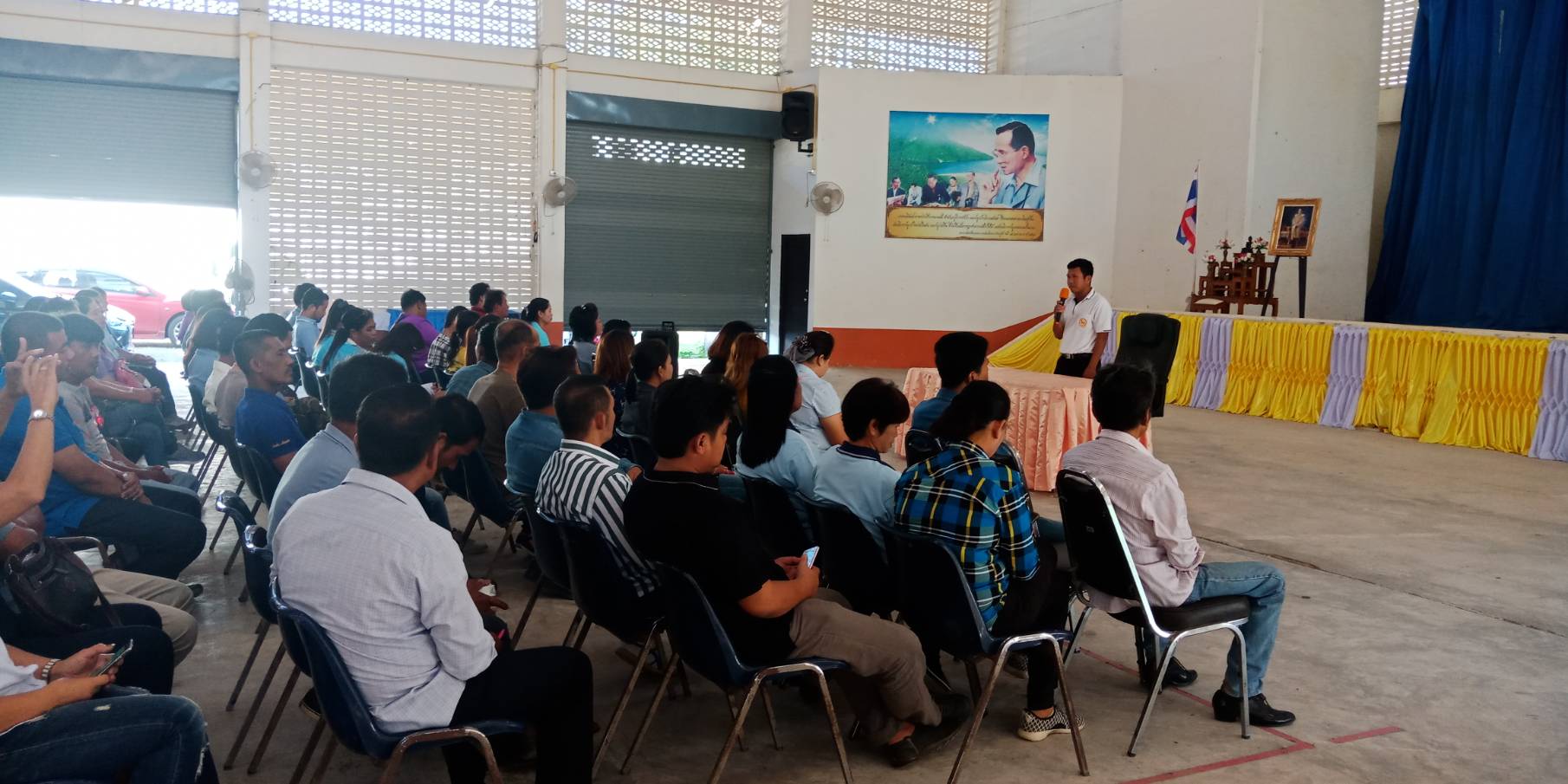 สำนักงานสาธารณสุขอำเภอพนม จัดโครงการพัฒนาศักยภาพแกนนำชุมชนในการป้องกันและแก้ไขปัญหายาเสพเสพติดแบบมีส่วนร่วม